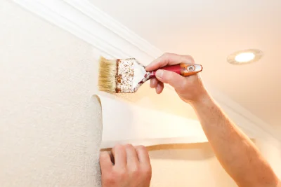 Pose de papier peint à Lent — revêtements muraux et toiles de verre